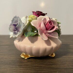Vintage Radnor England Bone China Blue Red Yellow Flowers Bouquet in Pink Vase‎